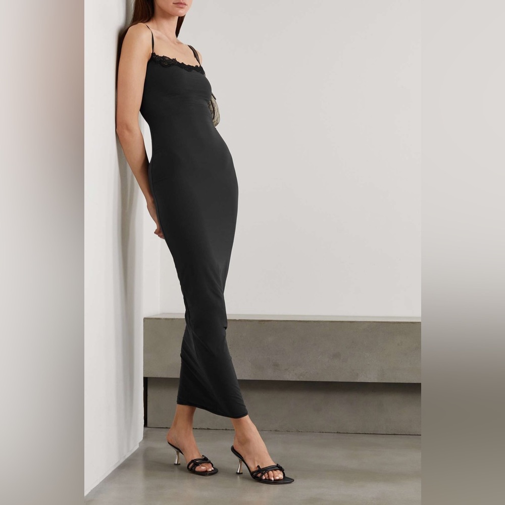 SKIMS Fits Everybody lace-trimmed stretch maxi dress in Onyx Size XS